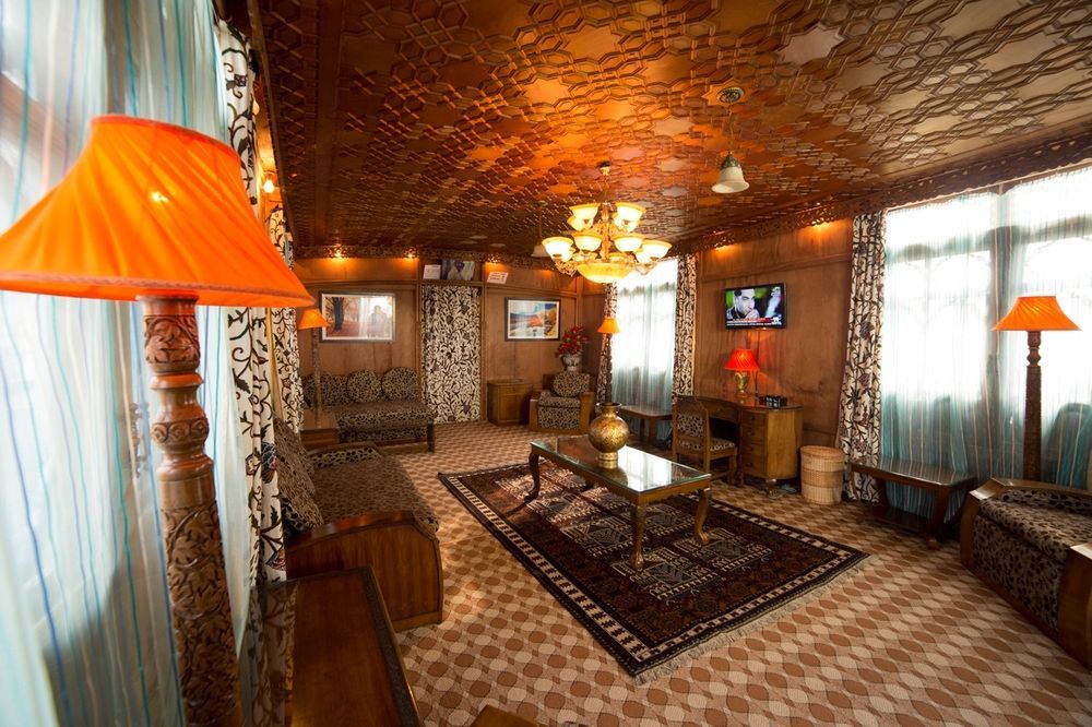 Srīnagar Aziz Palace Group Of Houseboats מראה חיצוני תמונה